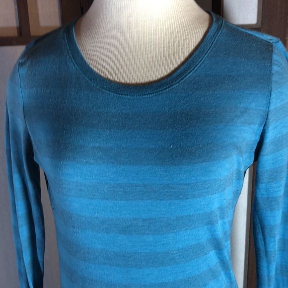 American Eagle large long muted striped t shirt, long sleeves retro/ 2010. - Picture 2 of 12